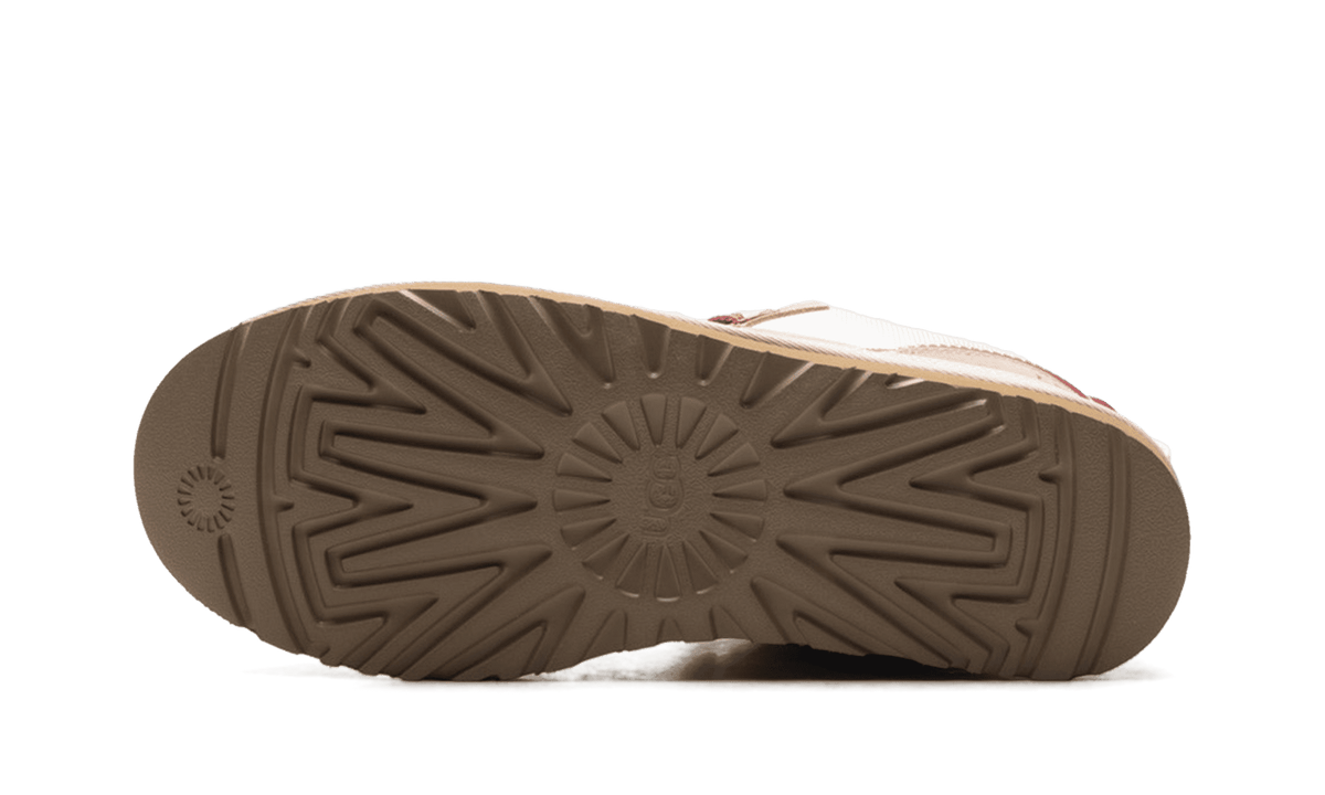 UGG MENS LOWMEL "Driftwood Biking Red" 1170750 DWD 1170750 DWD from Stadium Goods