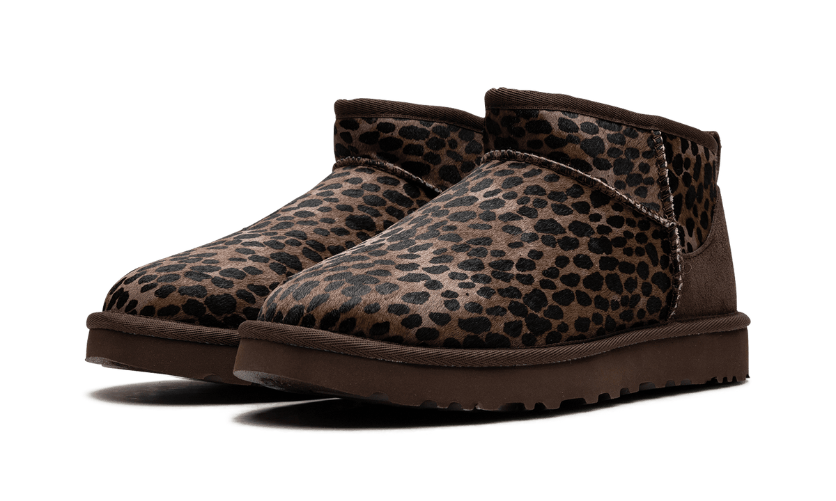 UGG WOMENS Classic Ultra Mini Caspian Boot Womens "Burnt Cedar" 1158328 BCDR 1158328 BCDR from Stadium Goods