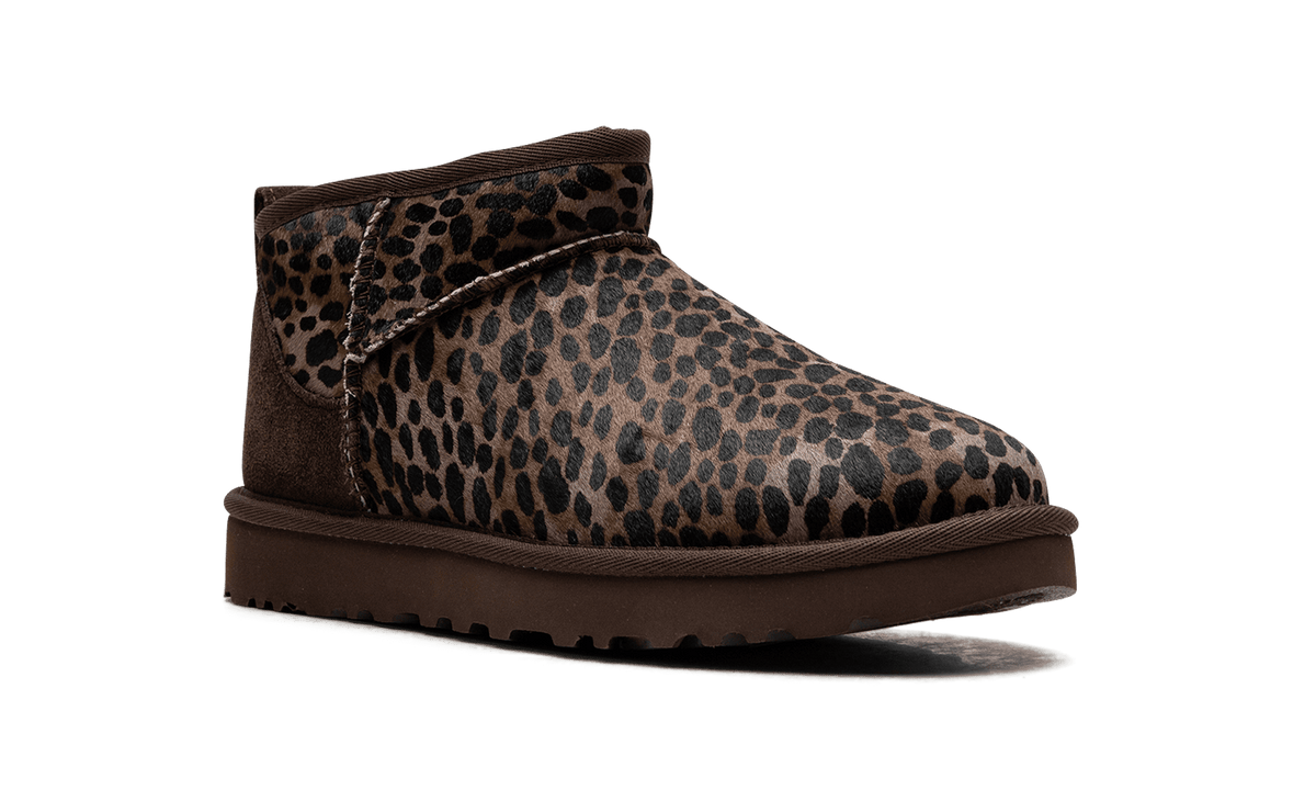 UGG WOMENS Classic Ultra Mini Caspian Boot Womens "Burnt Cedar" 1158328 BCDR 1158328 BCDR from Stadium Goods
